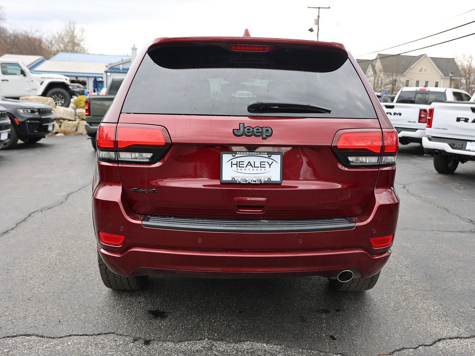 Used 2020 Jeep Grand Cherokee Altitude AWD/4WD image 6