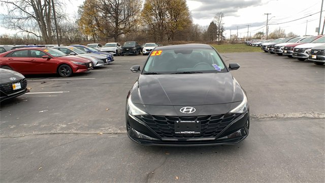 Used 2023 Hyundai Elantra SE image 8