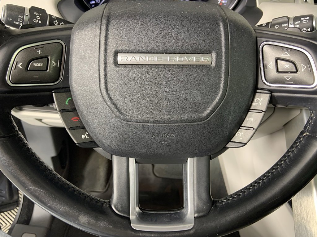 Used 2015 Land Rover Range Rover Evoque Pure Plus image 31