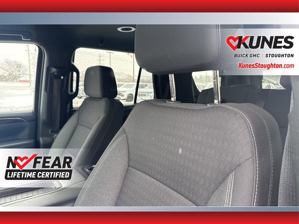 Used 2023 GMC Yukon SLE image 24