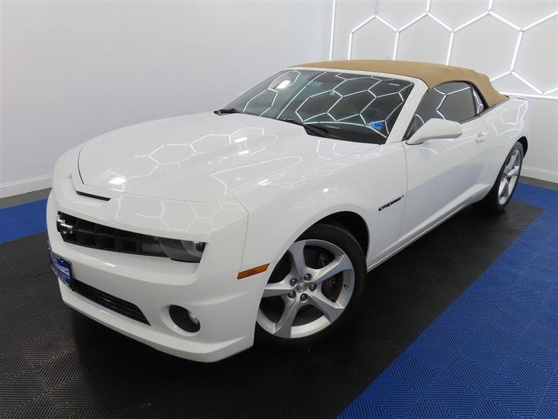 Used 2013 Chevrolet Camaro SS RWD image 4