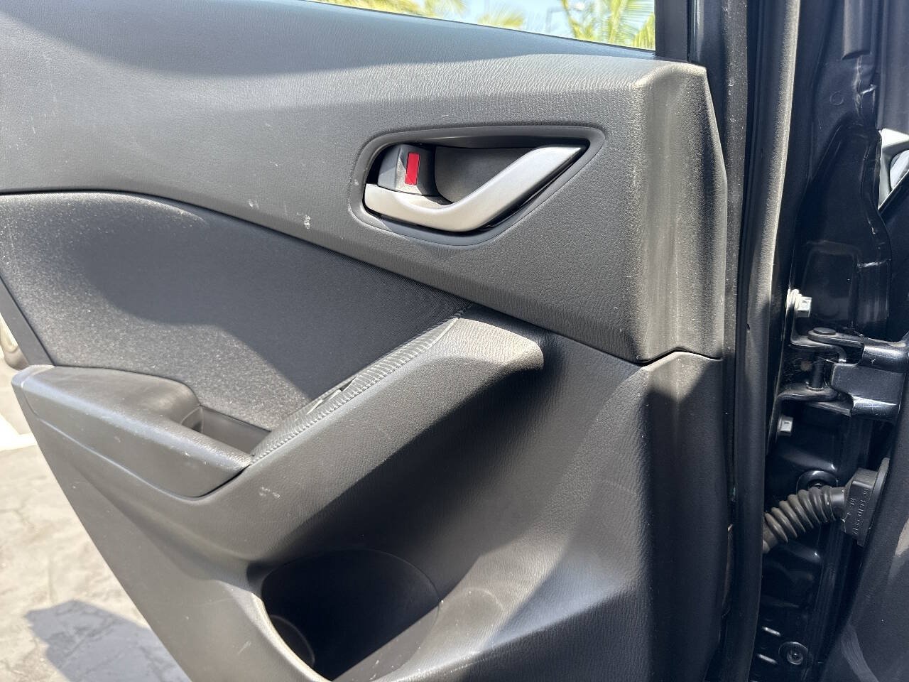 Used 2014 MAZDA MAZDA3 i Touring FWD image 23