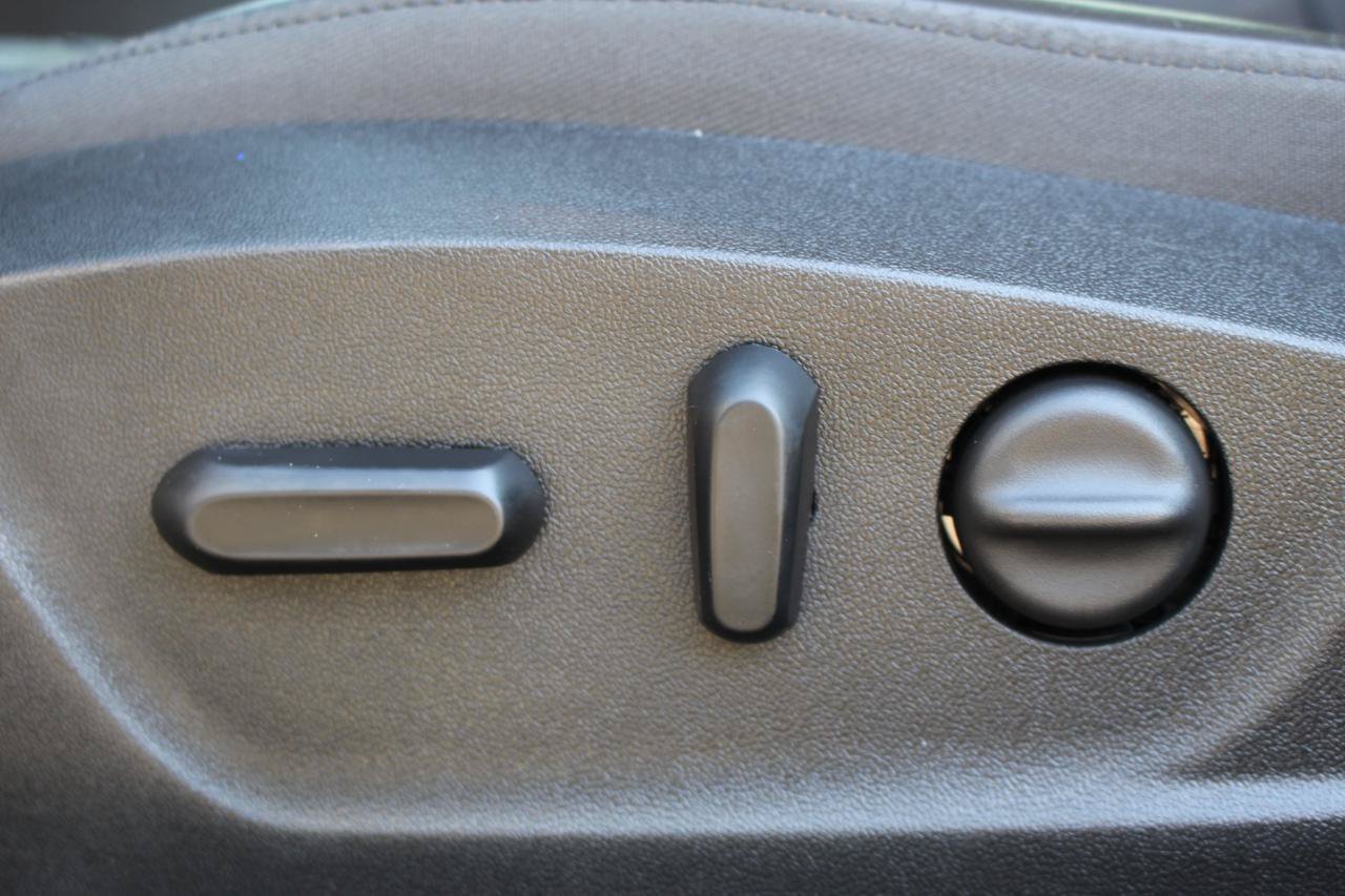 Used 2016 Buick Regal Premium FWD image 15
