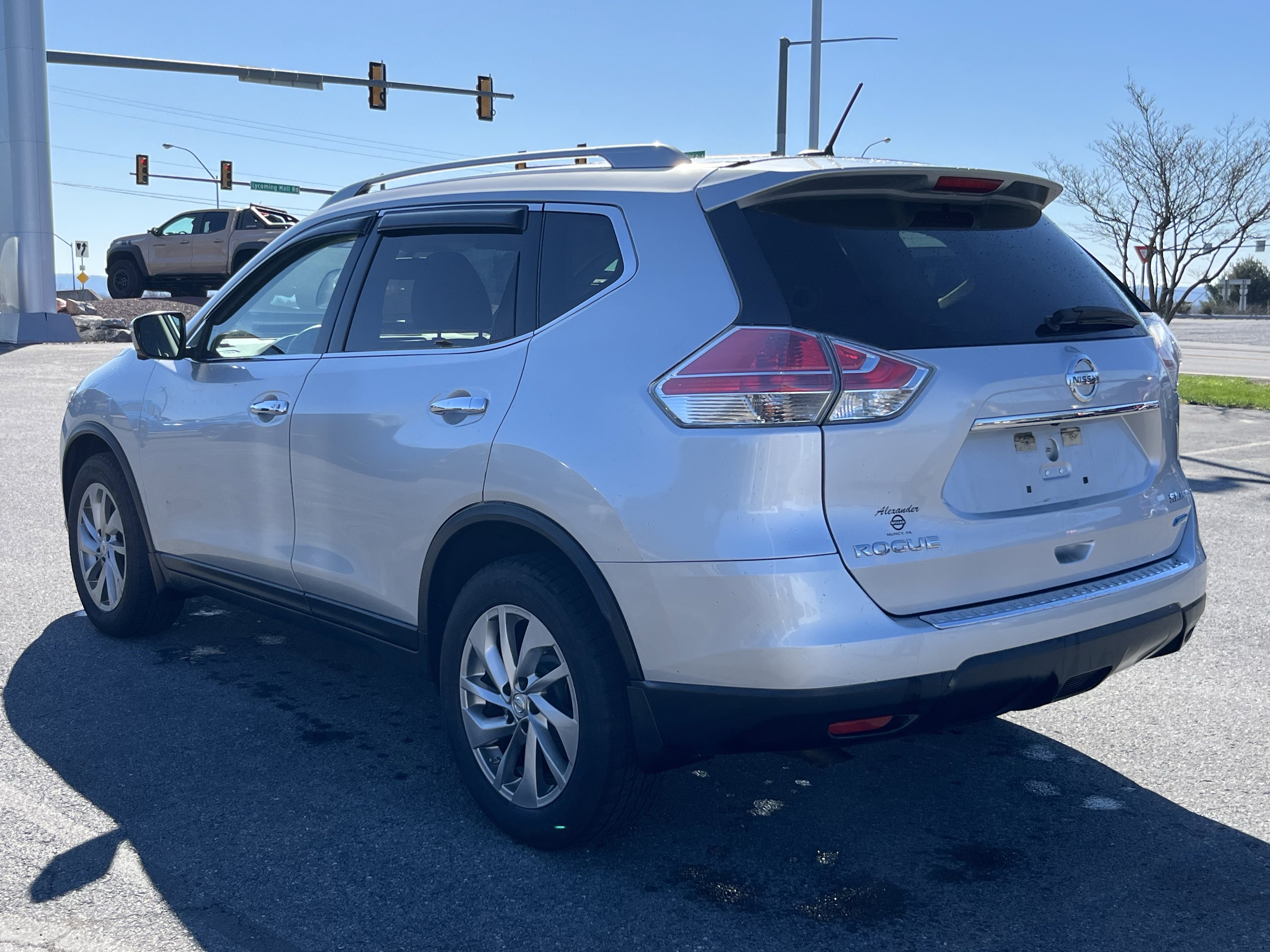 Used 2014 Nissan Rogue SL image 7