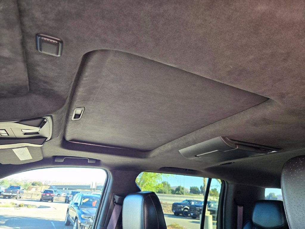 Used 2016 Cadillac Escalade ESV Platinum AWD/4WD image 23