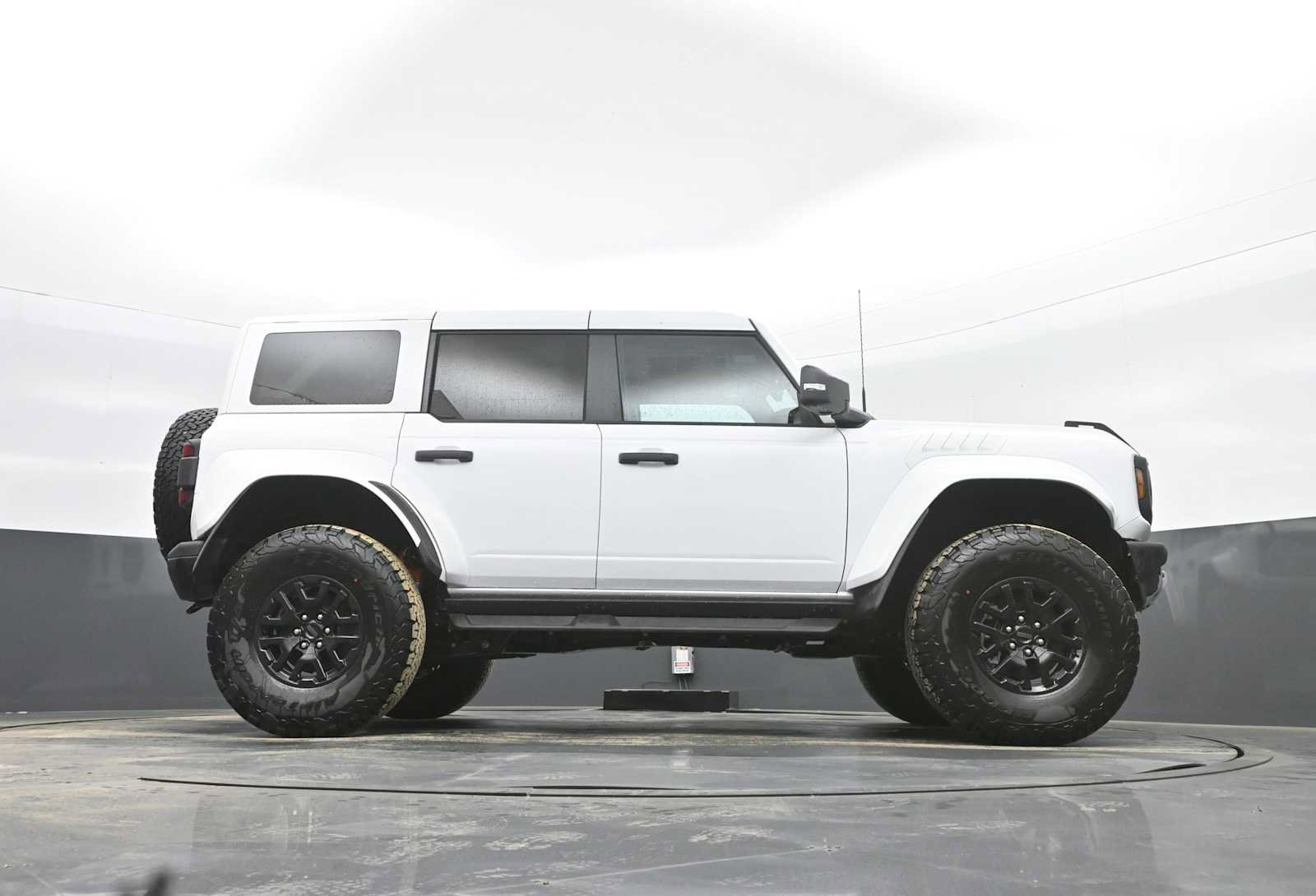 New 2025 Ford Bronco Raptor image 35