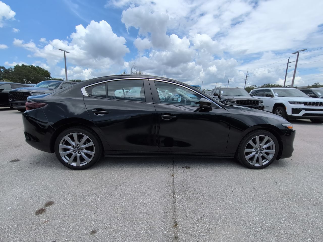 Used 2021 MAZDA MAZDA3 s FWD image 4