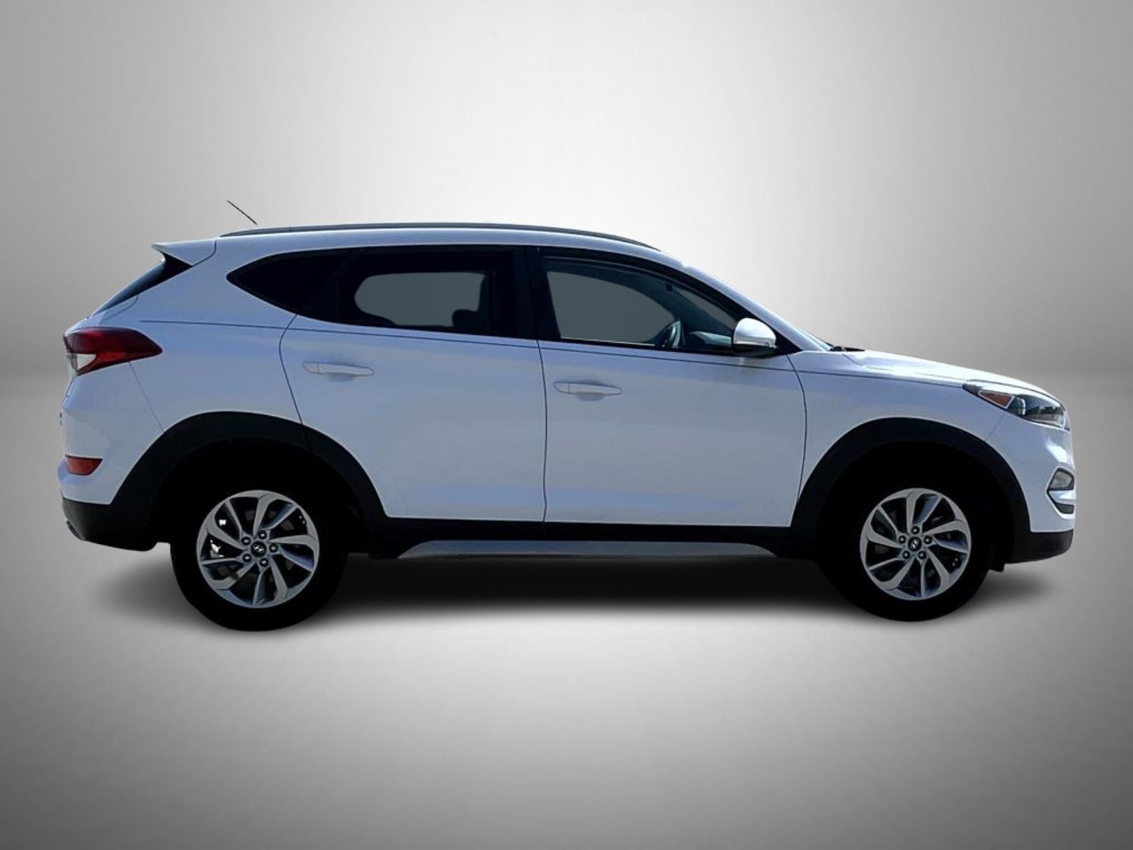 Used 2017 Hyundai Tucson Eco w/ Cargo Package AWD/4WD image 4