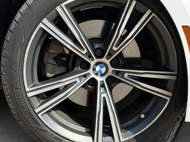 Used 2022 BMW 330i Sedan w/ Convenience Package RWD image 9