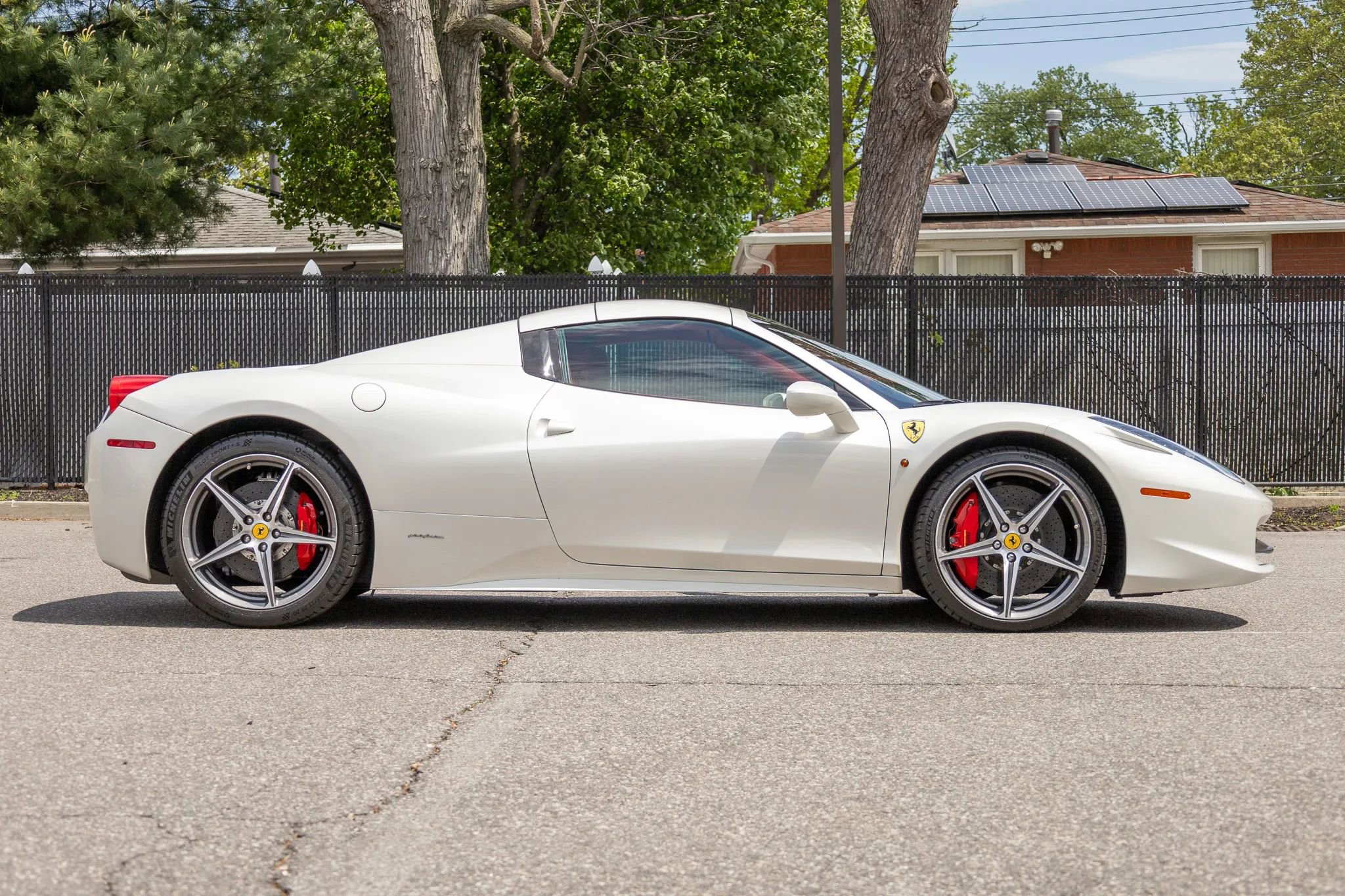 Used 2012 Ferrari 458 Spider RWD image 28