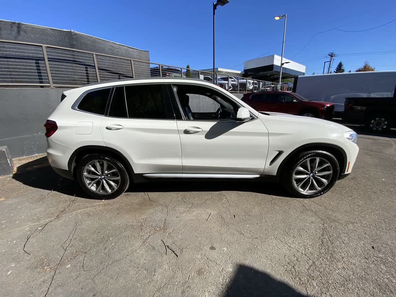 Used 2018 BMW X3 xDrive30i w/ Convenience Package AWD/4WD image 7