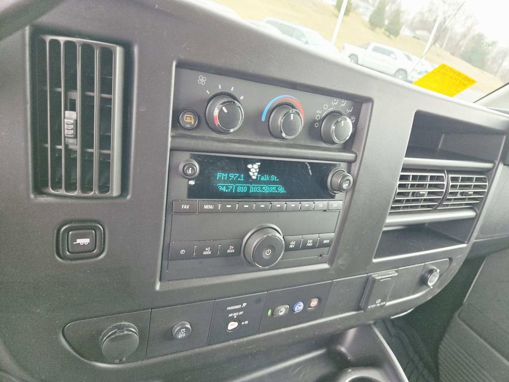 Used 2021 GMC Savana 2500 w/ Driver Convenience Package image 22