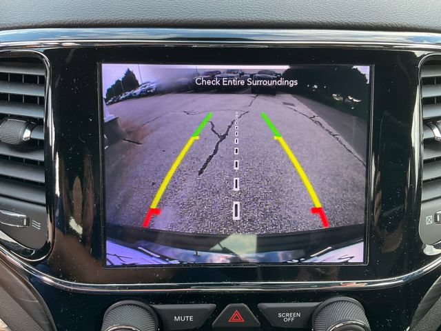 Used 2020 Jeep Grand Cherokee Altitude RWD image 14