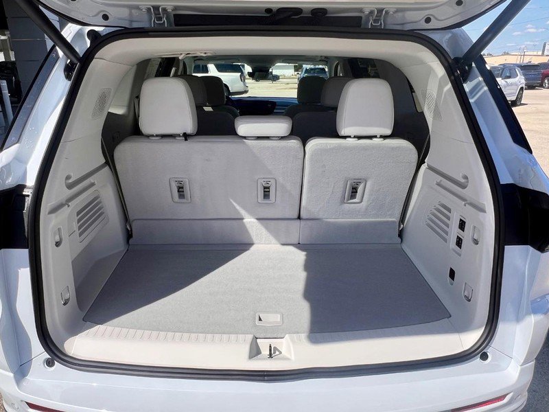 New 2026 Buick Enclave Avenir w/ Super Cruise Package image 6