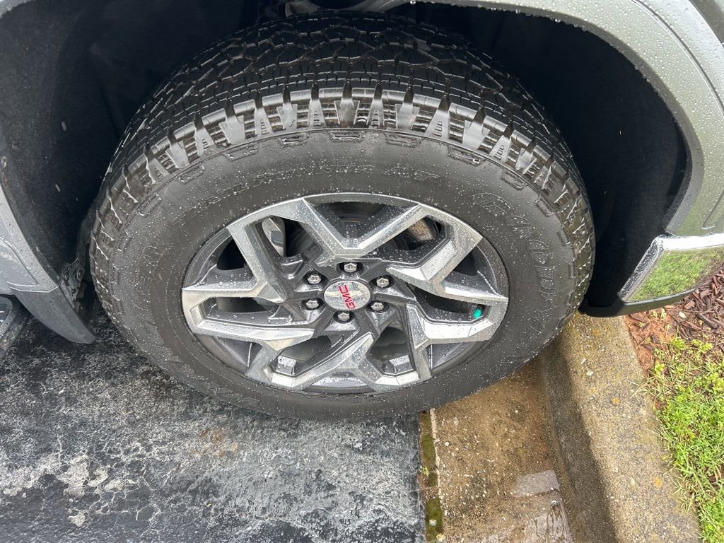 Used 2026 GMC Sierra 1500 SLT w/ SLT Premium Plus Package image 2