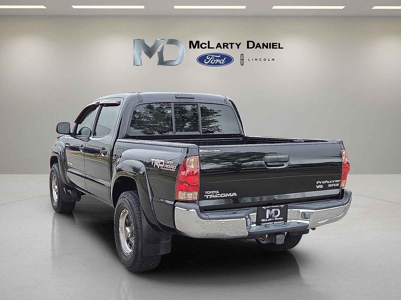 Used 2006 Toyota Tacoma PreRunner RWD image 4