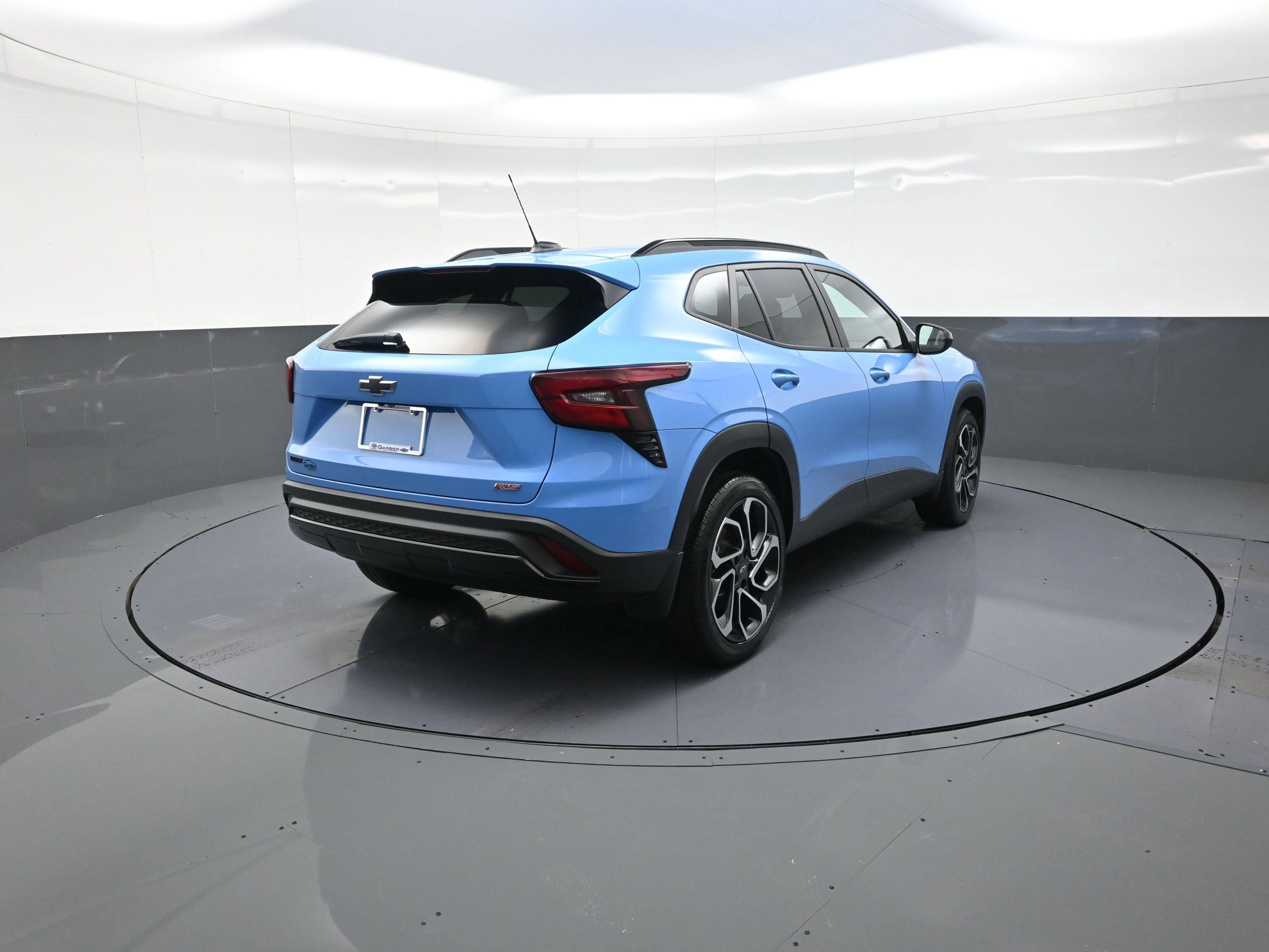 Used 2024 Chevrolet Trax RS w/ Driver Confidence Package image 3