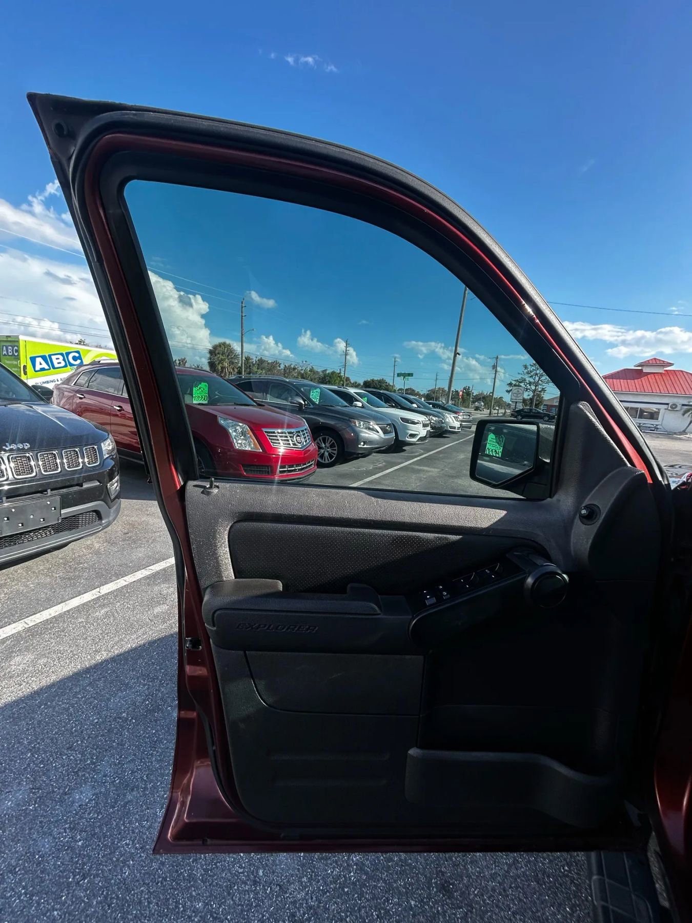 Used 2010 Ford Explorer Sport Trac Limited image 25