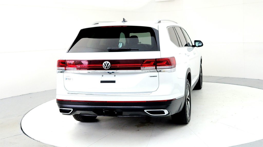 Used 2024 Volkswagen Atlas SEL AWD/4WD image 5