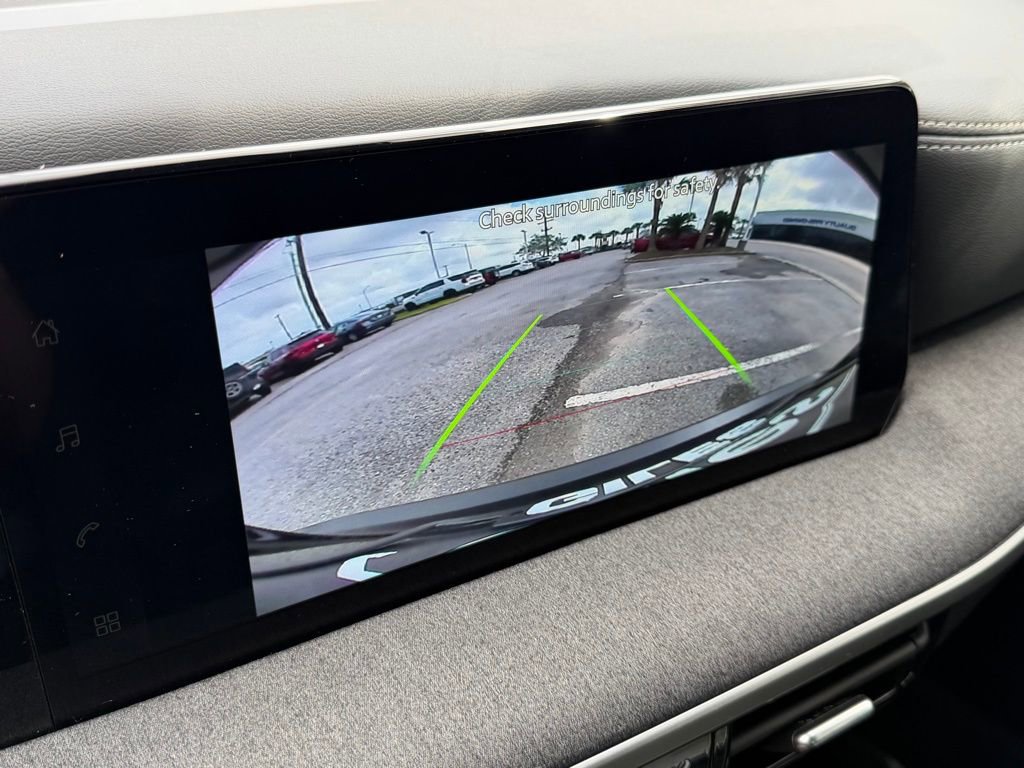Used 2026 Nissan Kicks SV image 21