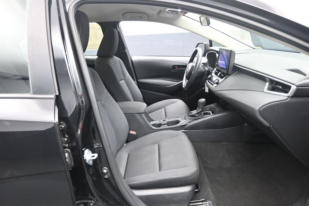 Used 2023 Toyota Corolla LE FWD image 25