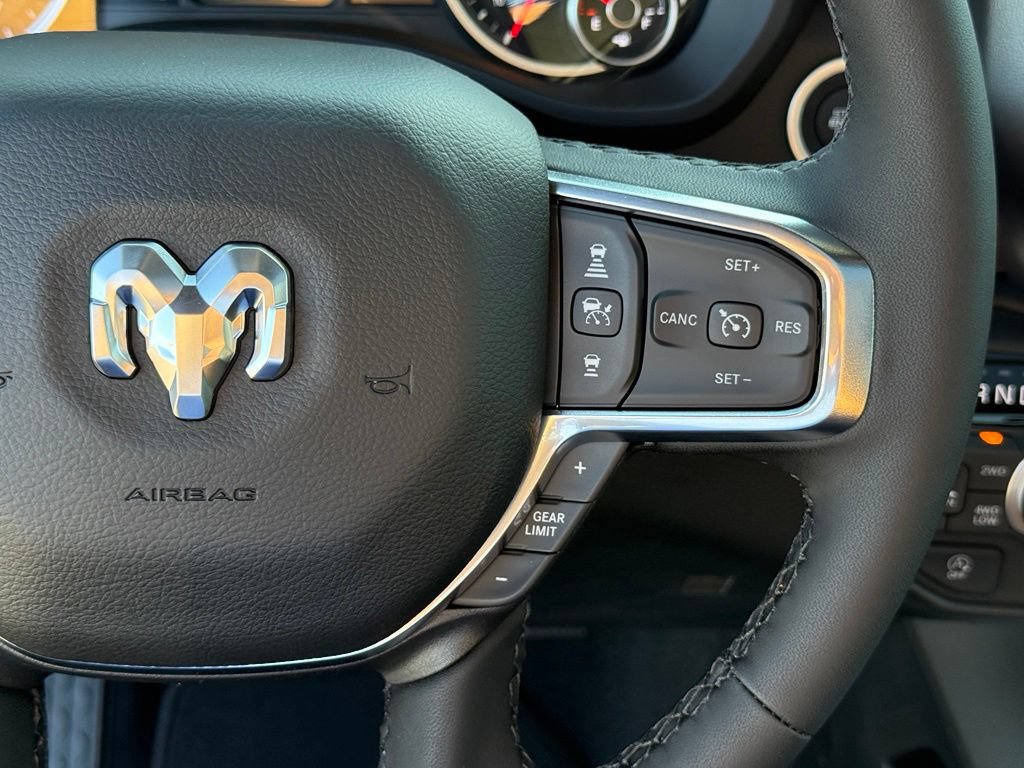 New 2027 RAM 1500 Laramie w/ Night Edition AWD/4WD image 17