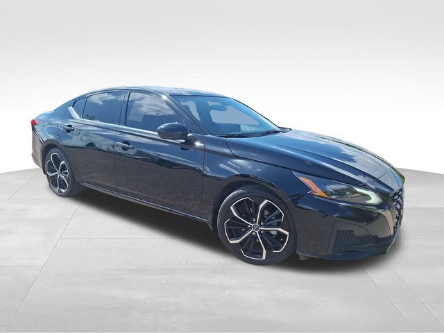 Certified 2024 Nissan Altima 2.5 SR w/ SR Premium Package FWD 360° Tour