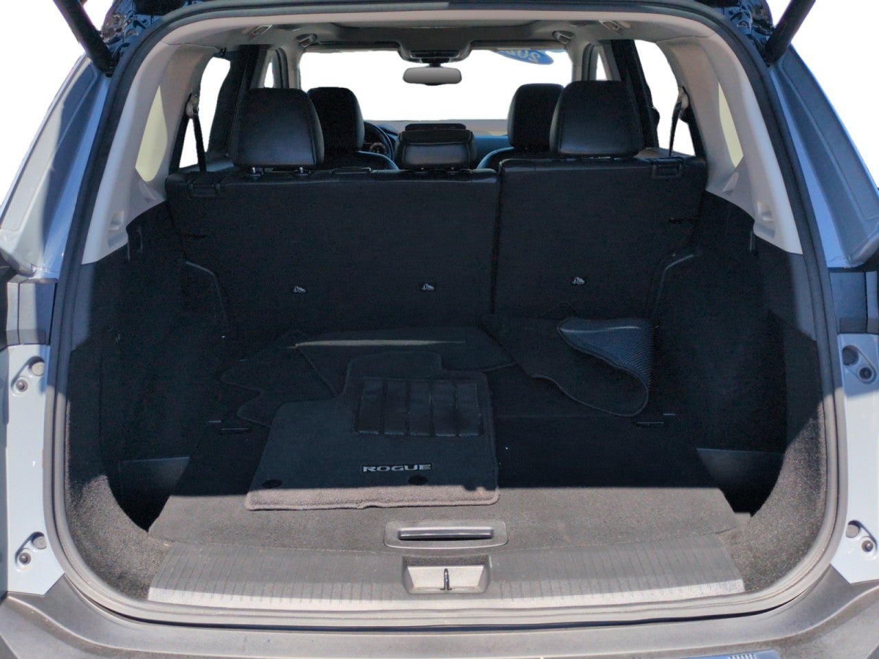 Used 2021 Nissan Rogue Platinum AWD/4WD image 26
