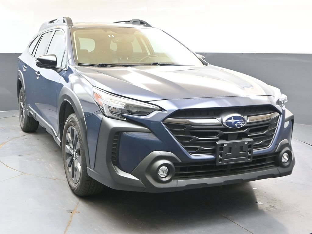 Certified 2025 Subaru Outback Onyx Edition AWD/4WD image 8