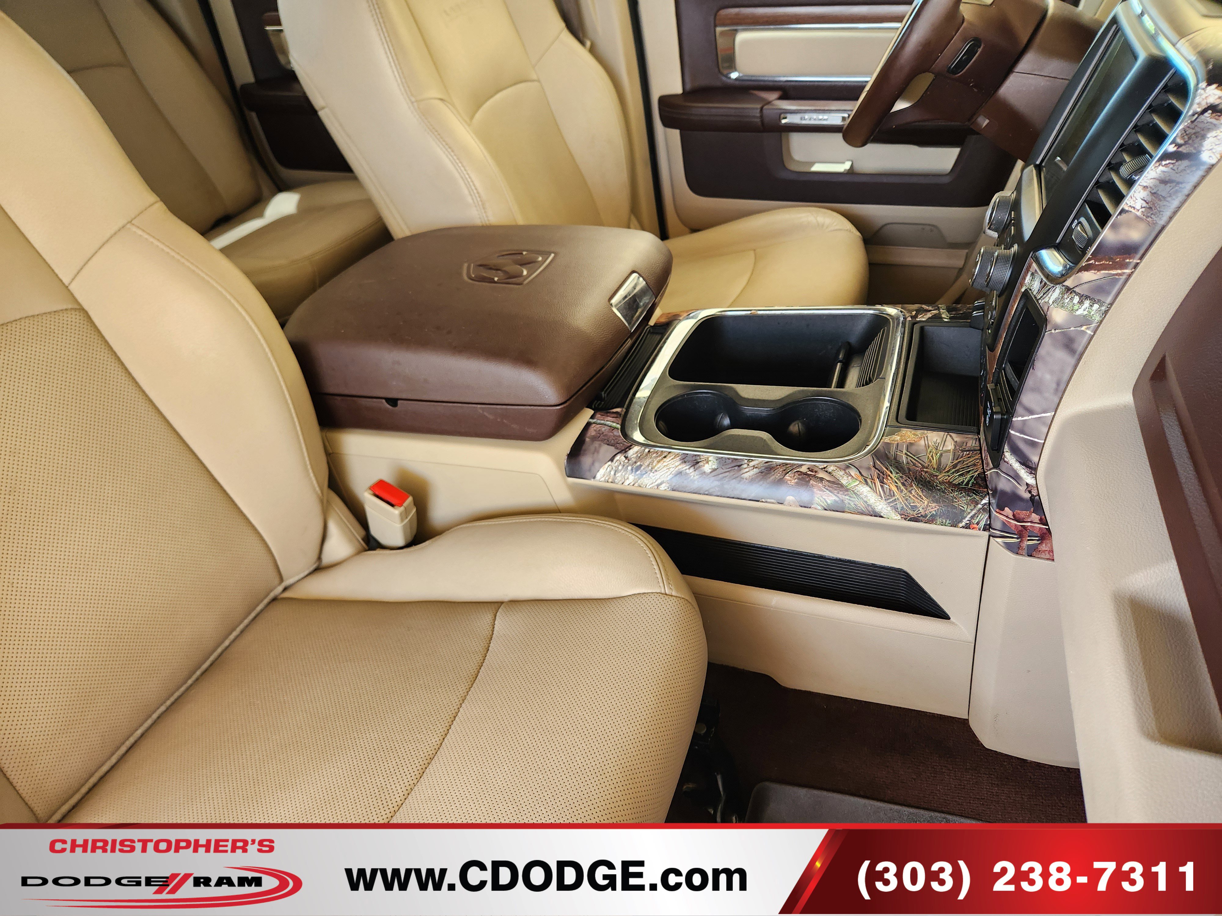 Used 2017 RAM 1500 Laramie w/ Convenience Group AWD/4WD image 25