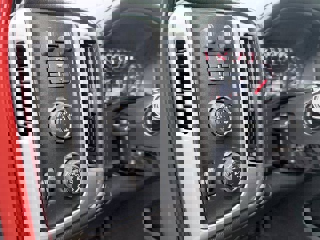 Used 2015 GMC Sierra 3500 SLT image 19