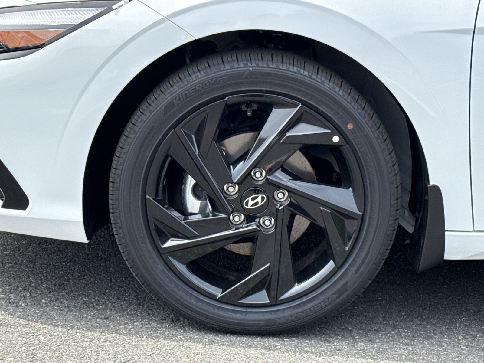 New 2026 Hyundai Elantra SEL Sport Premium FWD image 12