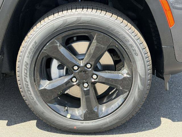 New 2026 Jeep Grand Cherokee L Limited AWD/4WD image 6