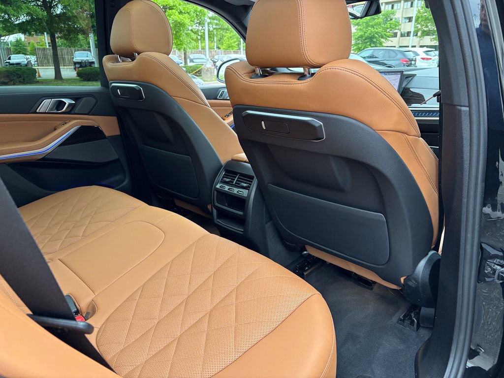 Certified 2024 BMW X5 xDrive40i w/ Premium Package AWD/4WD image 44