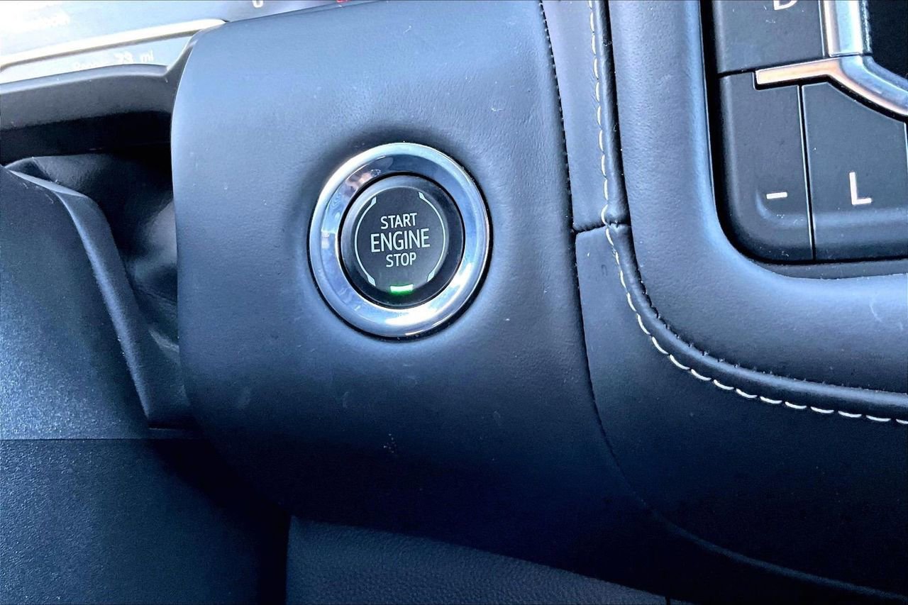 Used 2023 GMC Yukon Denali Ultimate image 29