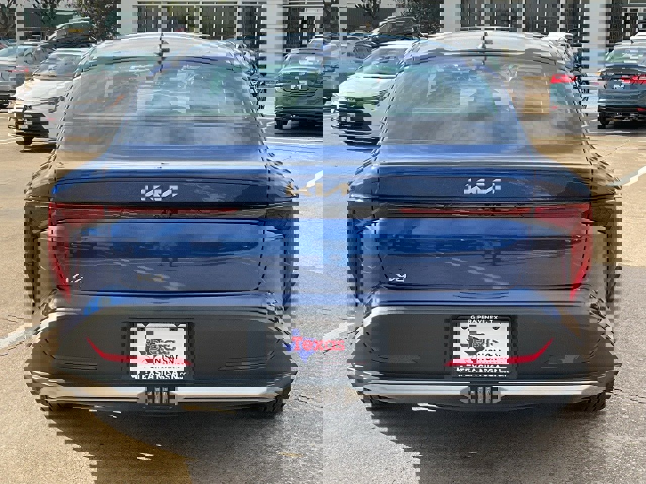 Used 2025 Kia K4 LXS image 6