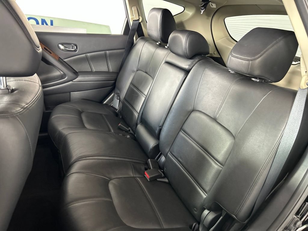 Used 2013 Nissan Murano LE w/ Platinum Pkg AWD/4WD image 39