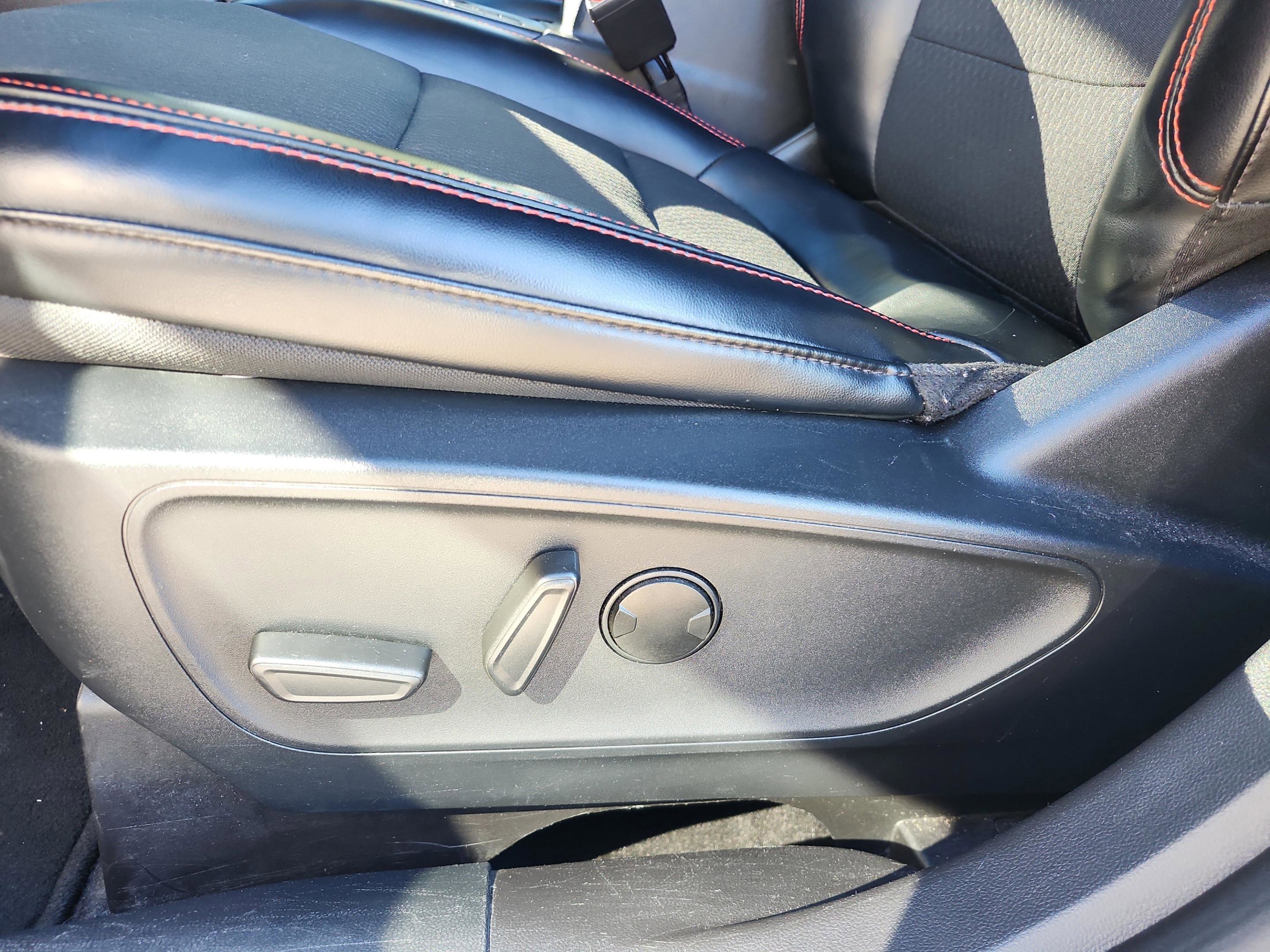 Used 2024 Ford Escape ST-Line image 17