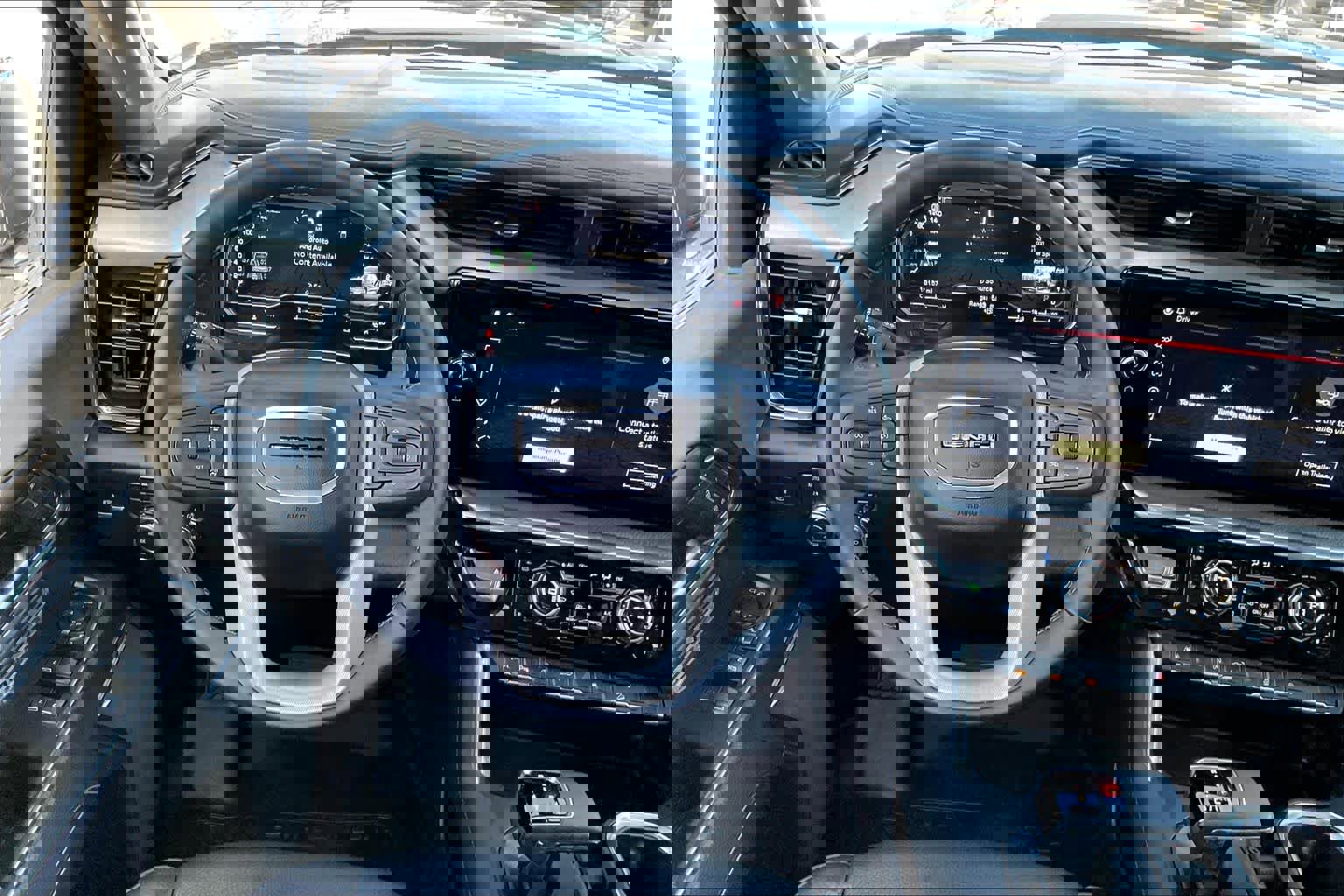 Used 2025 GMC Sierra 1500 Denali w/ Denali Reserve Package image 6