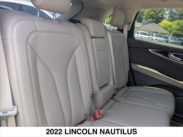 Certified 2022 Lincoln Nautilus FWD w/ Premium Package image 23