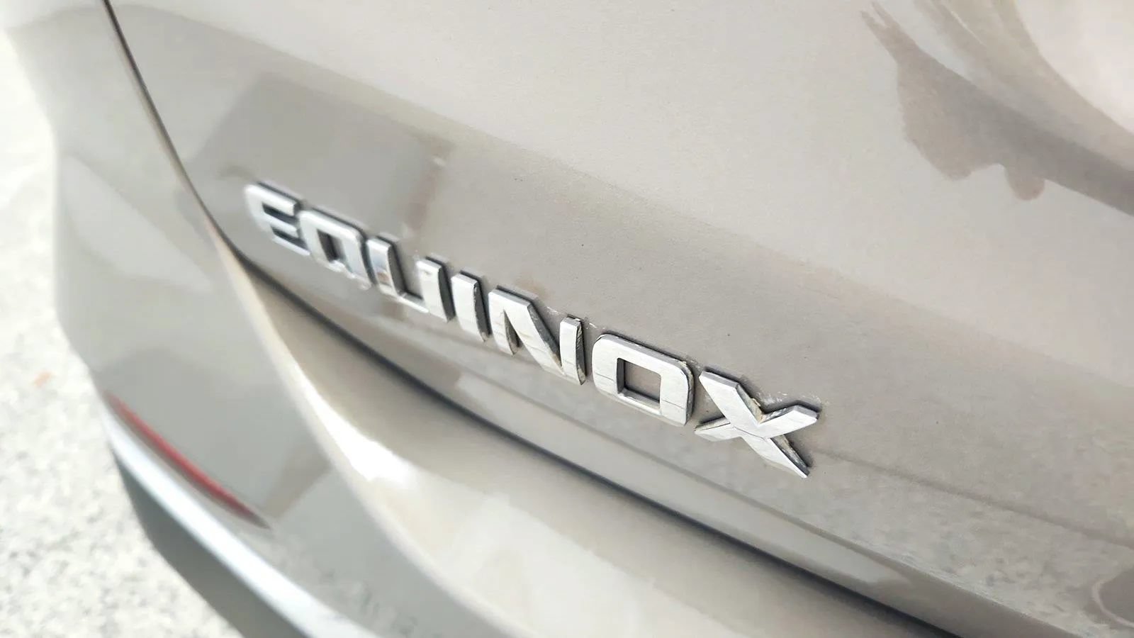 Used 2018 Chevrolet Equinox Premier AWD/4WD image 34