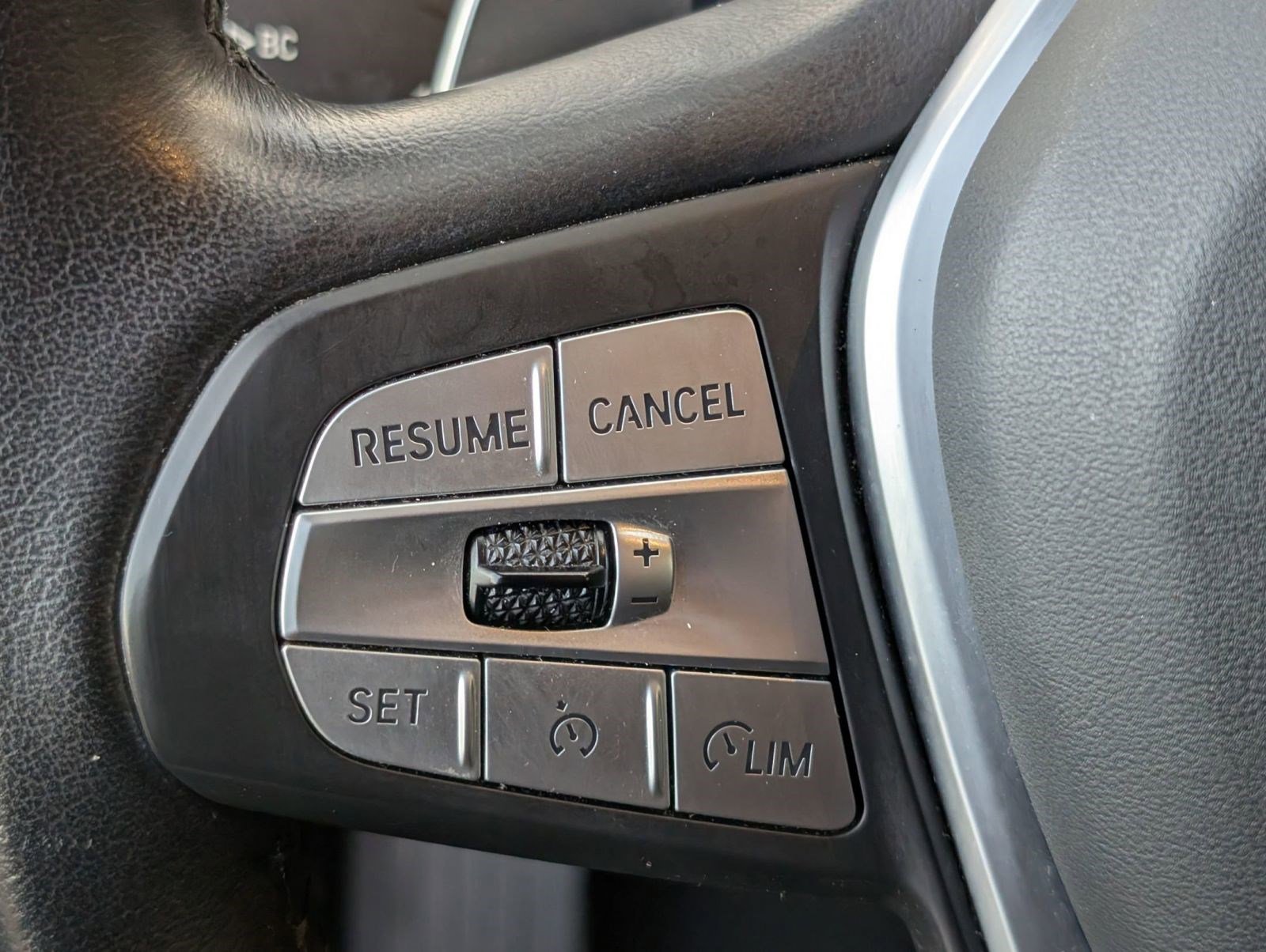 Used 2024 BMW X3 sDrive30i w/ Premium Package image 17