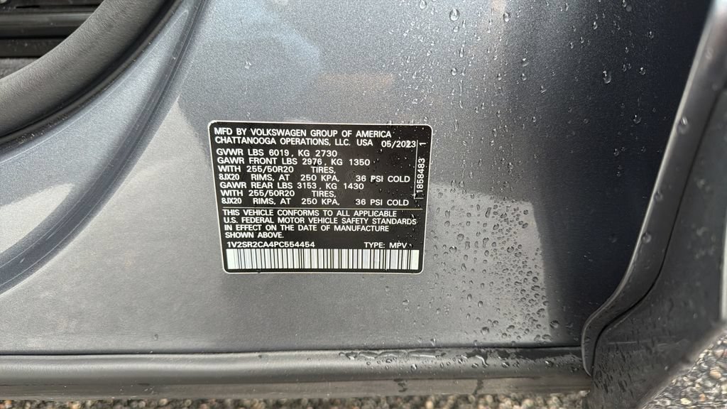 Certified 2023 Volkswagen Atlas SEL R-Line AWD/4WD image 27