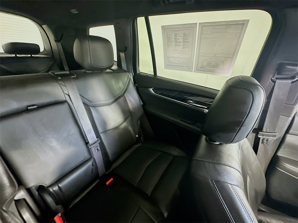 Used 2024 Cadillac XT6 Premium Luxury image 14
