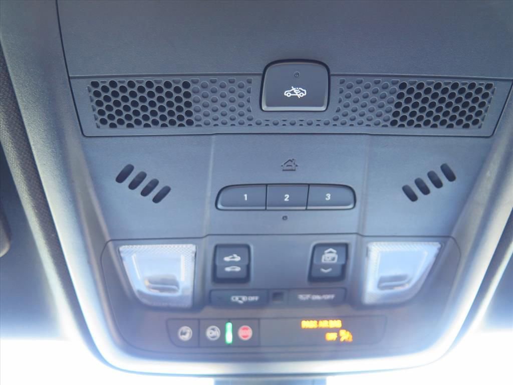 Used 2023 Cadillac XT5 Sportv w/ Technology Package image 19