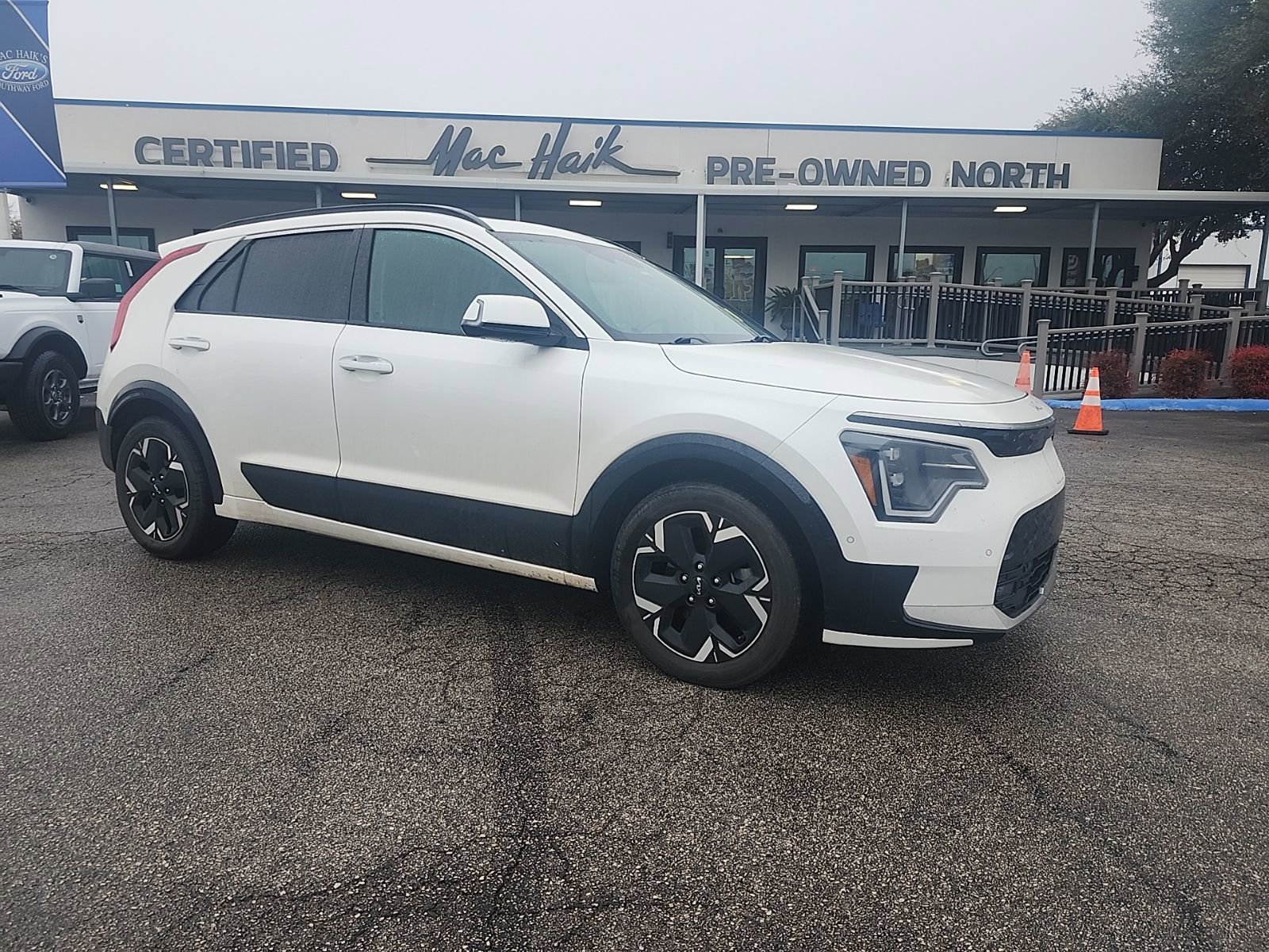 Used 2023 Kia Niro Wave image 1