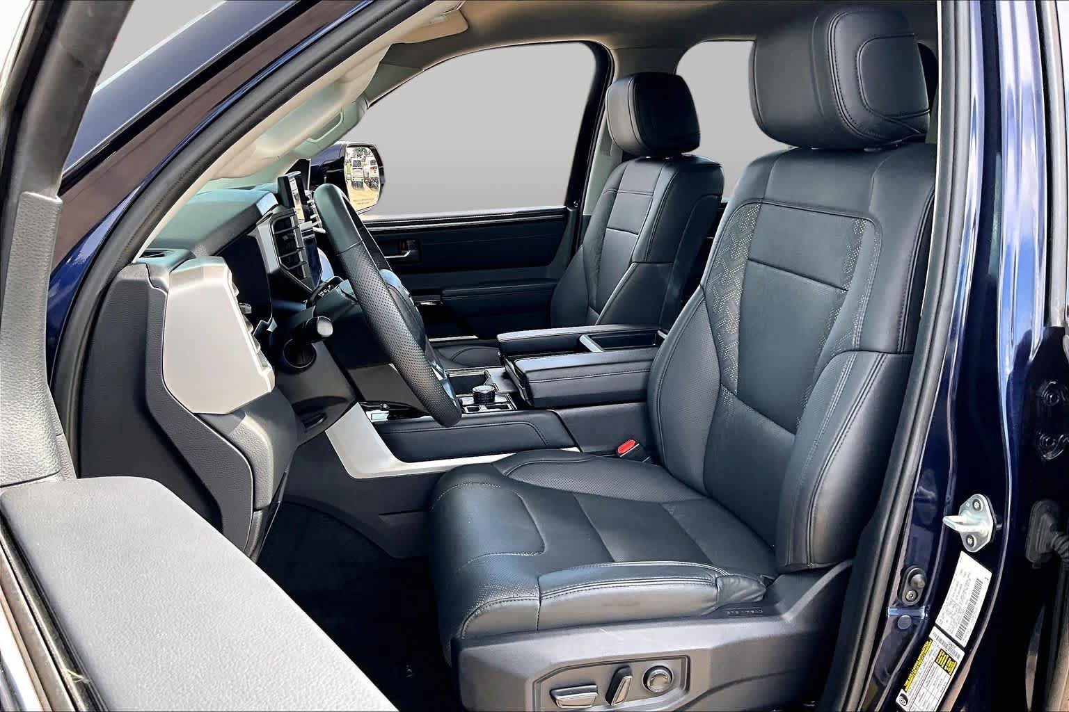 Used 2024 Toyota Tundra Limited w/ Power Package AWD/4WD image 8