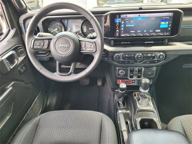 Used 2024 Jeep Wrangler Unlimited Rubicon 4xe image 14