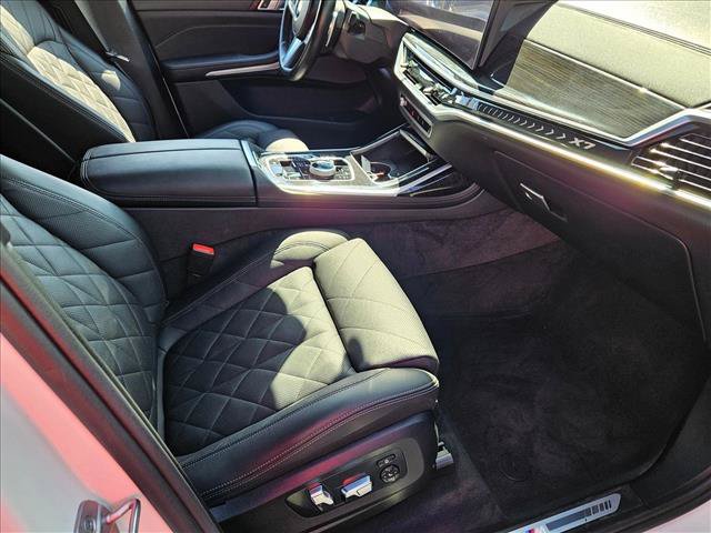 Certified 2024 BMW X7 xDrive40i w/ M Sport Package AWD/4WD image 21