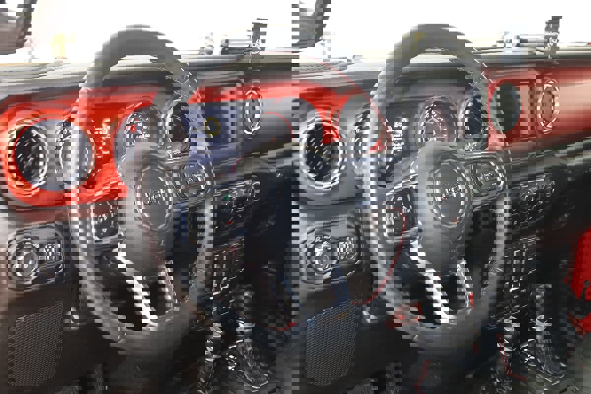 Used 2018 Jeep Wrangler Rubicon image 6